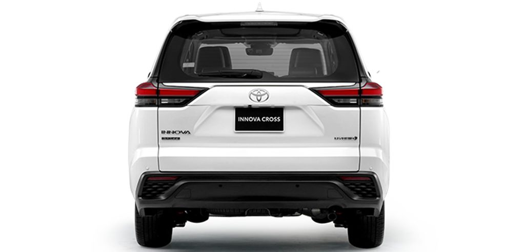 ngoại thất toyota innova cross