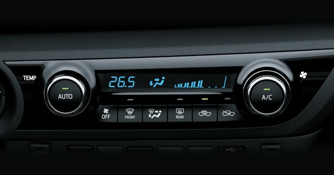 nội thất toyota hilux